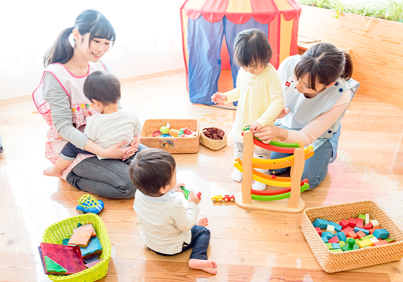 視診、室内遊び